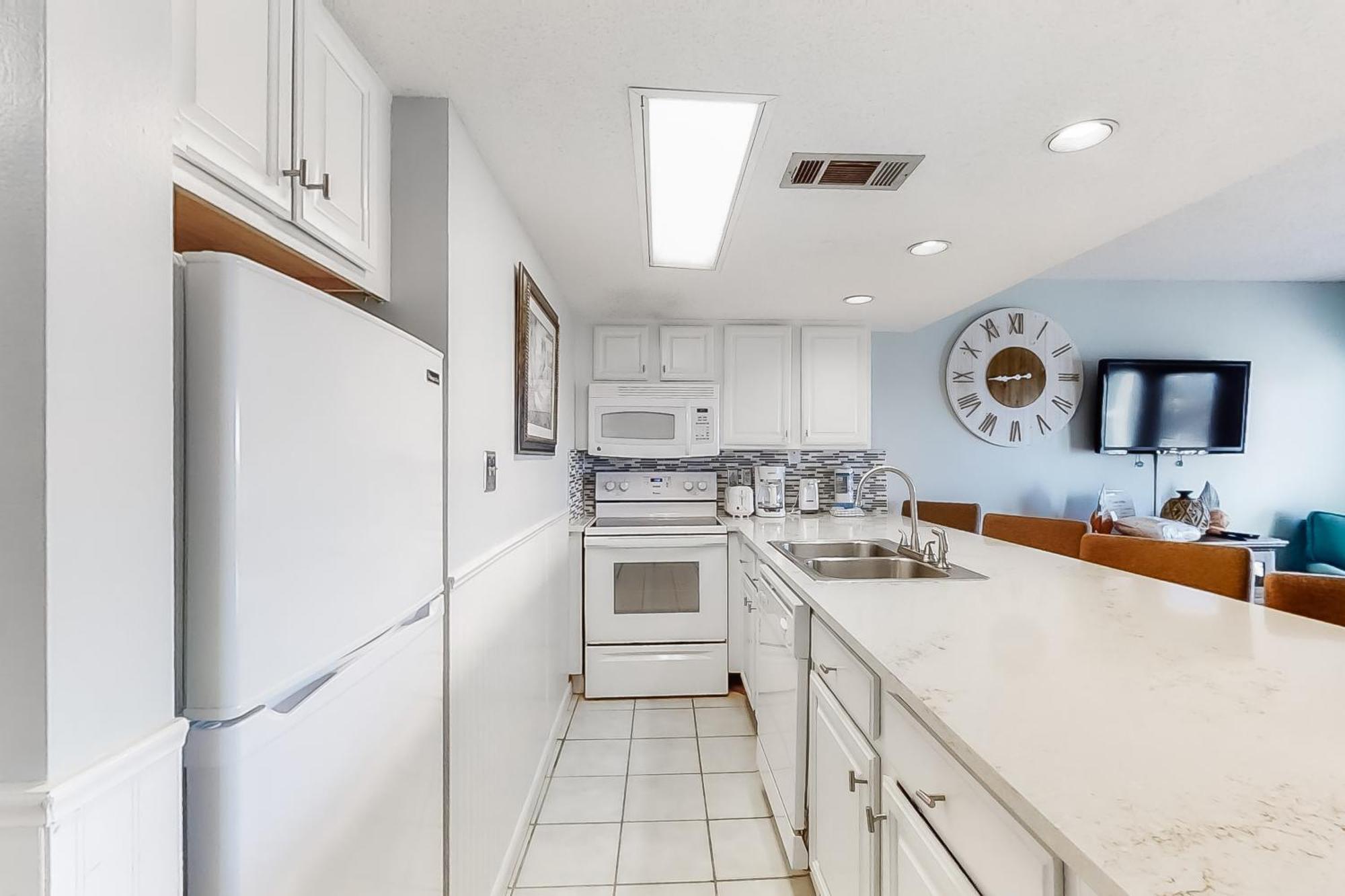 Gulfview Condominiums Destin Room photo