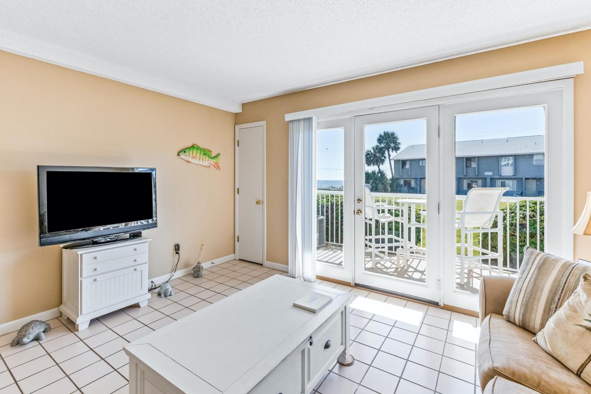 Gulfview Condominiums Destin Room photo
