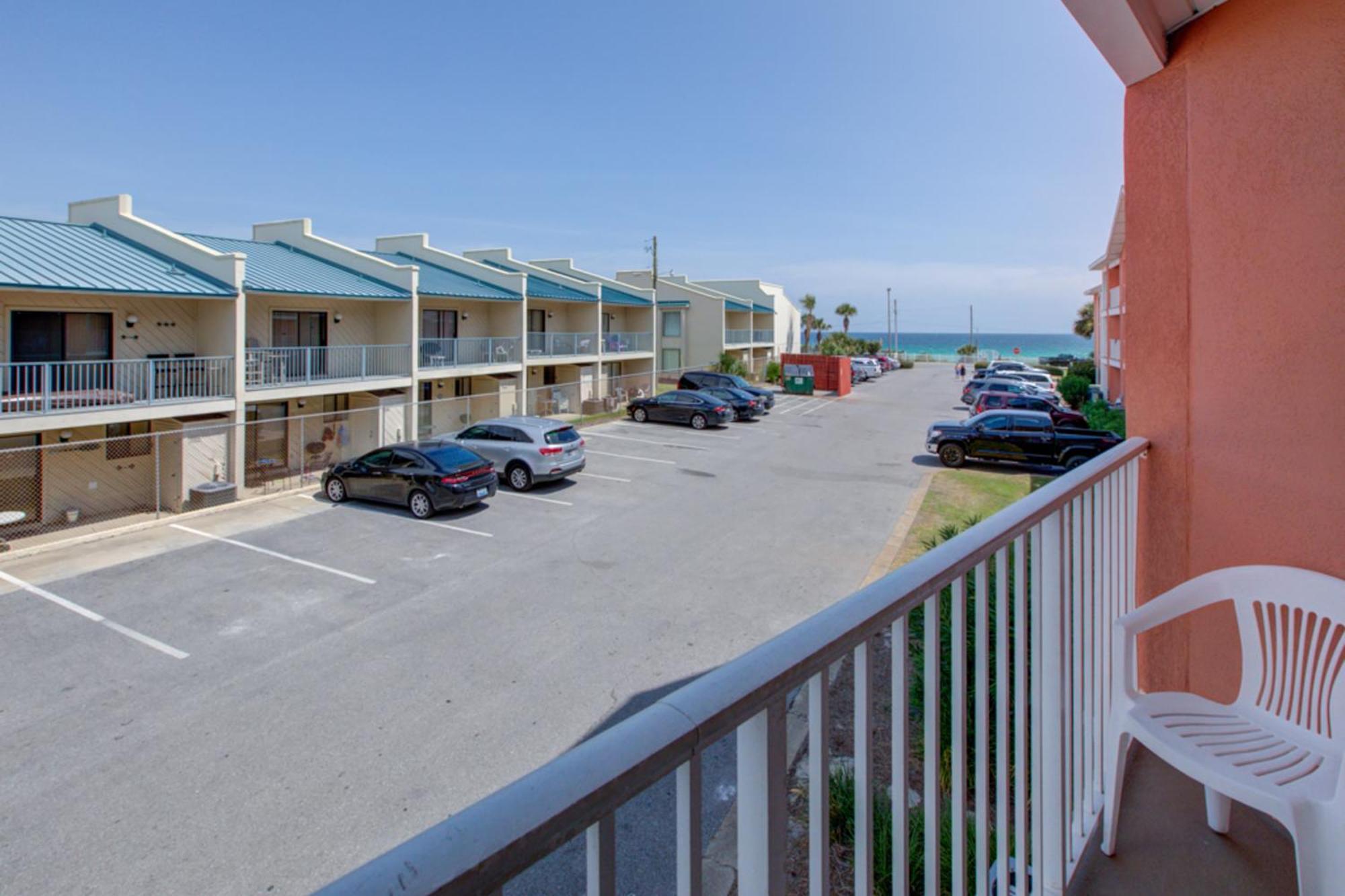 Gulfview Condominiums Destin Room photo