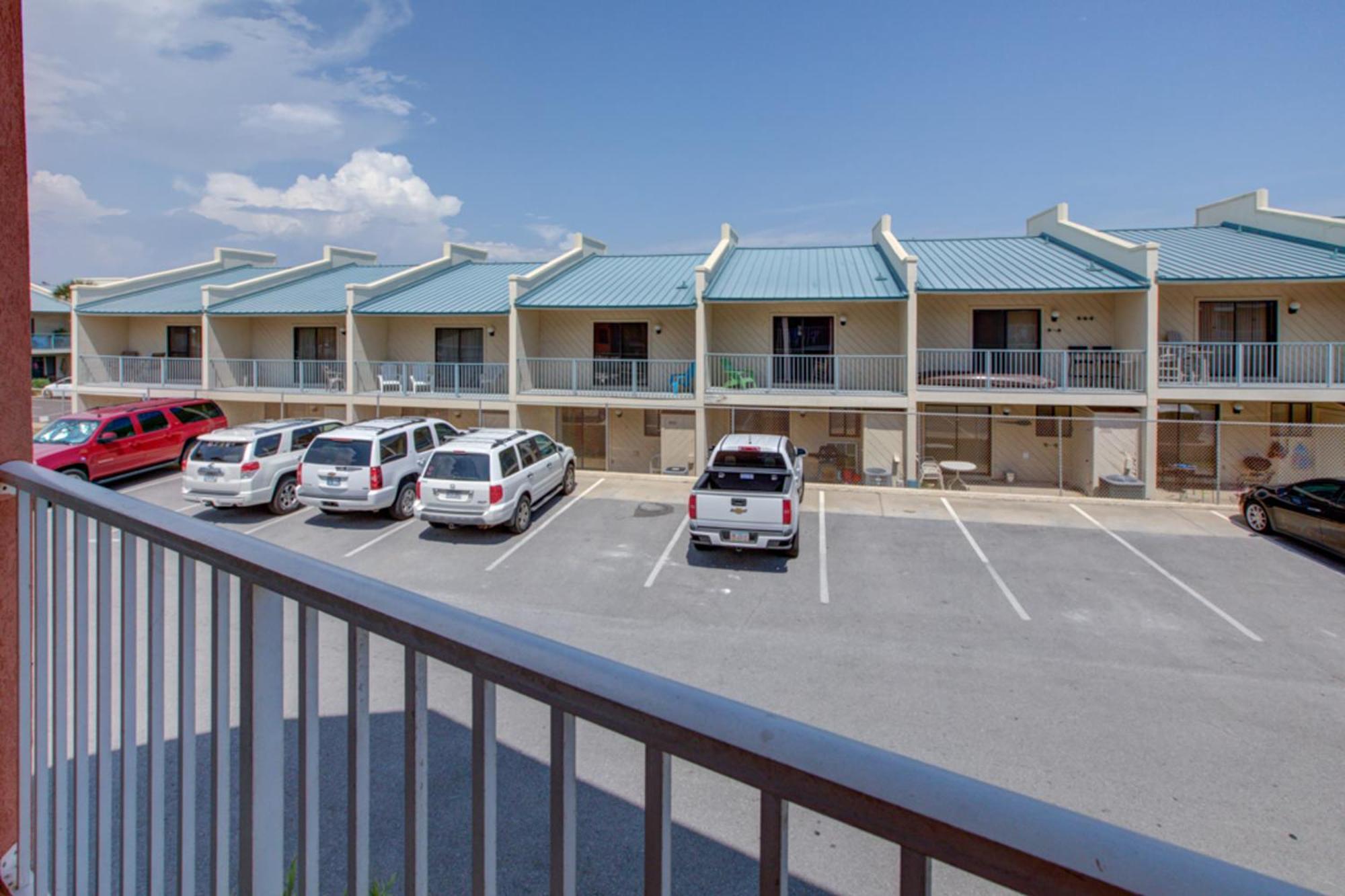 Gulfview Condominiums Destin Room photo