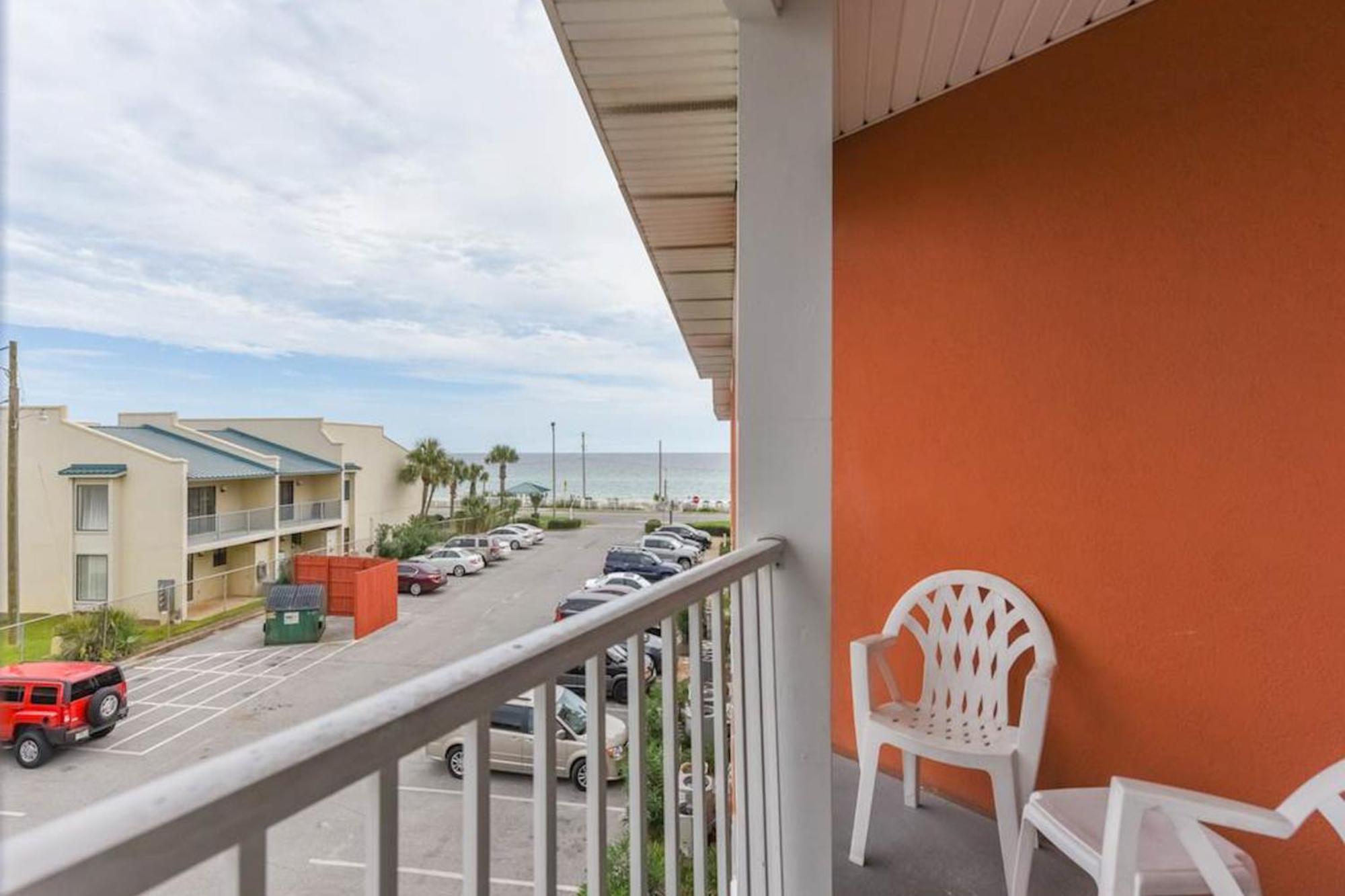 Gulfview Condominiums Destin Room photo