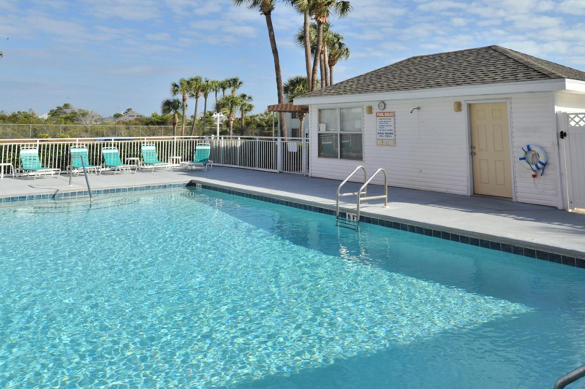 Gulfview Condominiums Destin Room photo