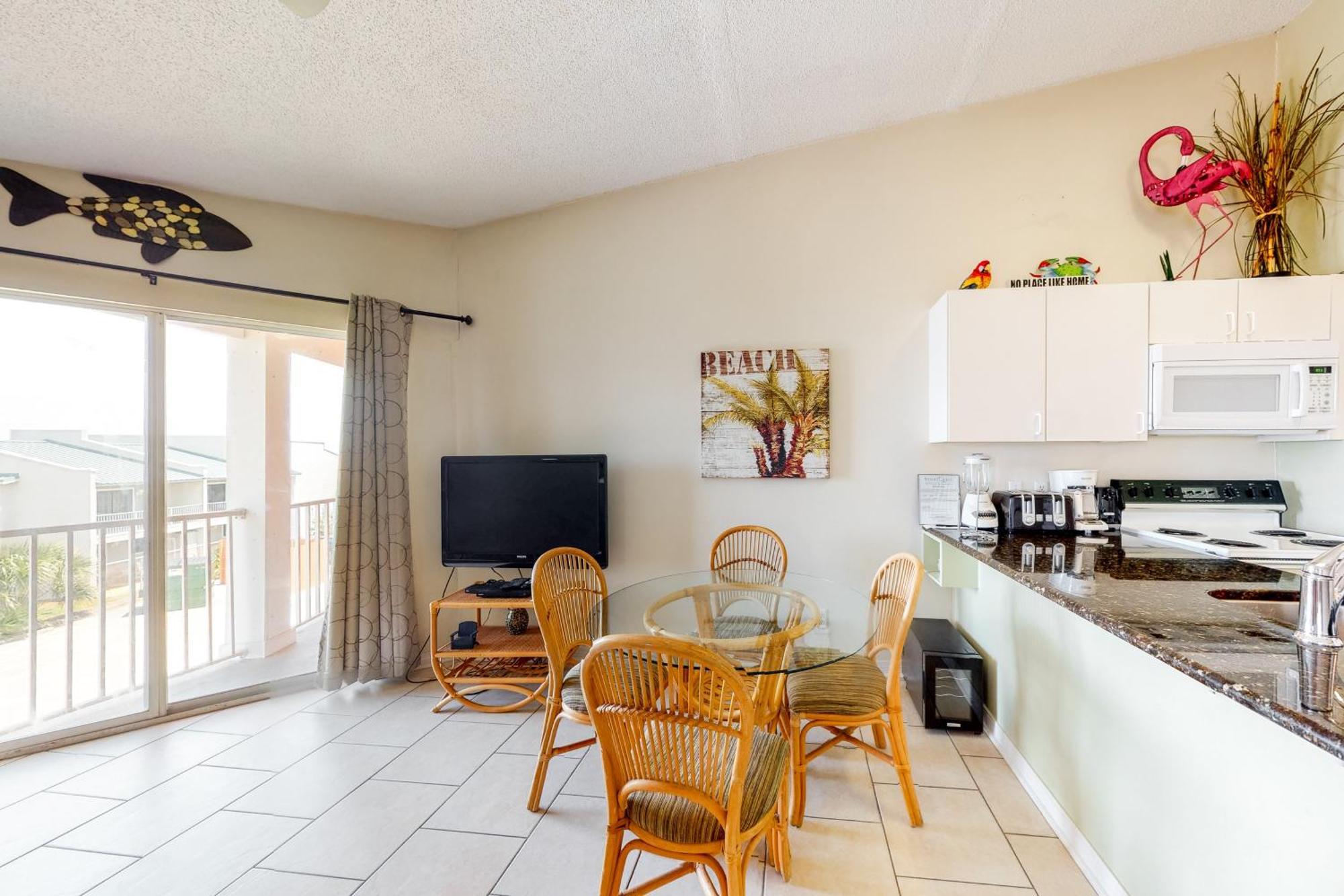 Gulfview Condominiums Destin Room photo
